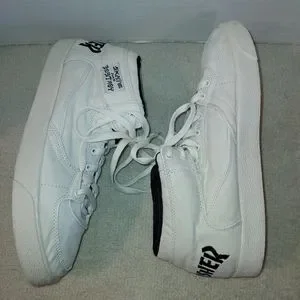 Thrasher | Shoes | Thrasher White Canvas Mid Top Style Skate  display picture 1